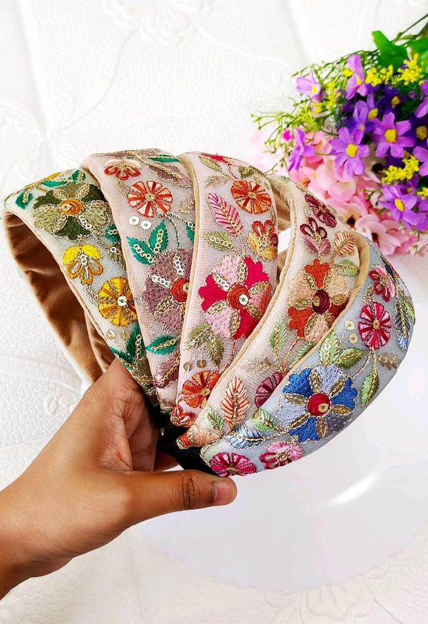 Pretty Embroidered Unbreakable Hair Bands 