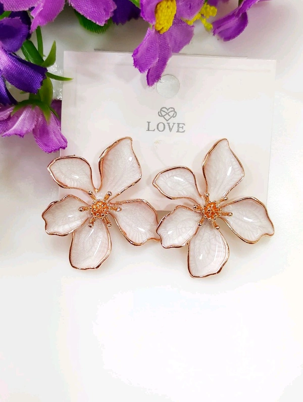 Stylish Floral Studs Editions 