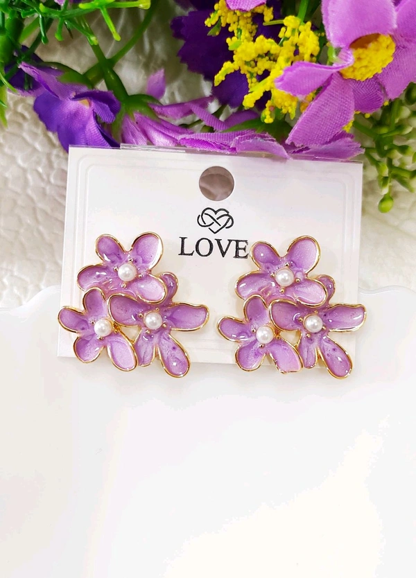 Stylish 3 Flower Studs 