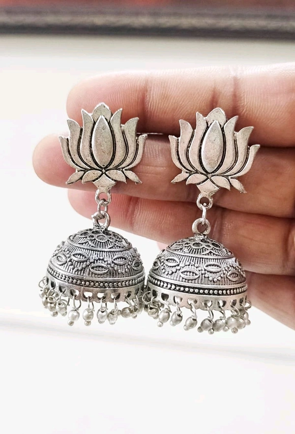 Beautiful Silver Oxi Lotus jhumka