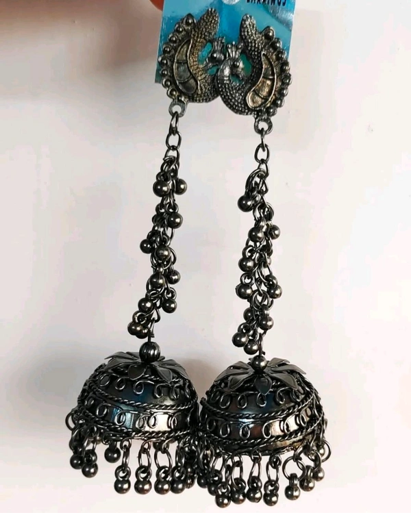 Black Polish Morpankh Jhumka 