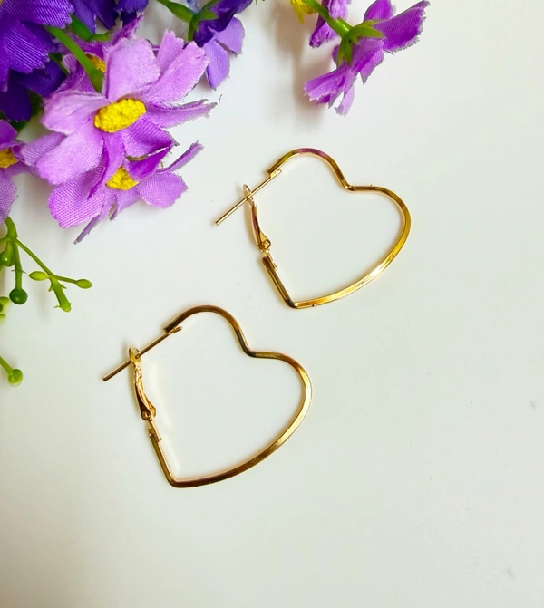 Stylish Golden Heart Hoops