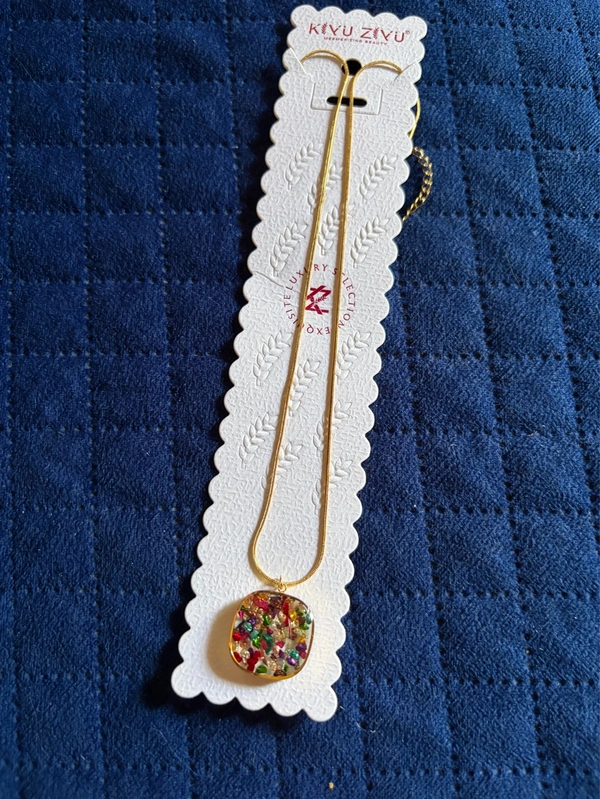 Tarnish FreeMulticolour Resin Pendant Set