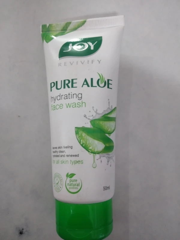 Joy Revivify Pure Aloe Hydrating Face Wash 100ml