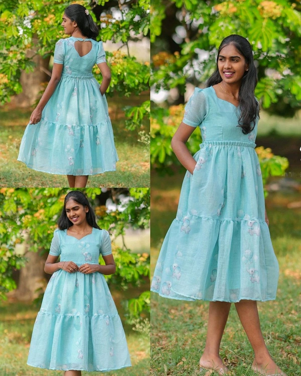 Launching this pretty printed dress and styles that are light weight and breathable Maxi can never be boring! ๐ - Pink, S
