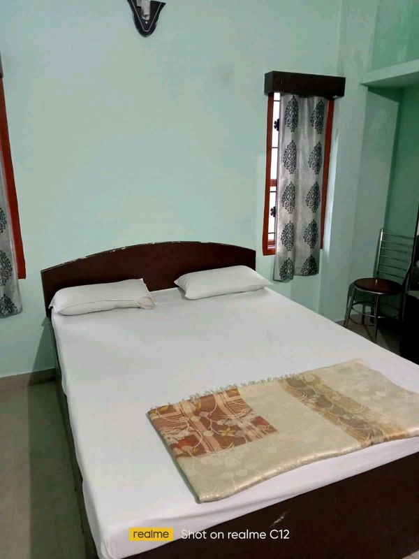 FRIENDS VILLA STAY -  YELAGIRI 