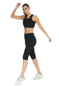 Body Smith Women Active Capri + Crop Top Black Essential Workout Combo - L, Black