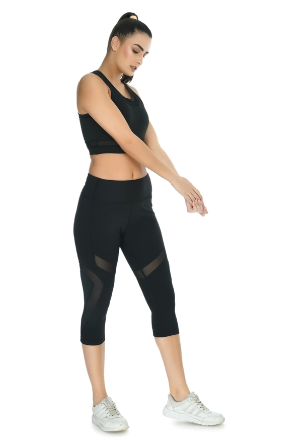 Body Smith Women Active Capri + Crop Top Black Essential Workout Combo - M, Black