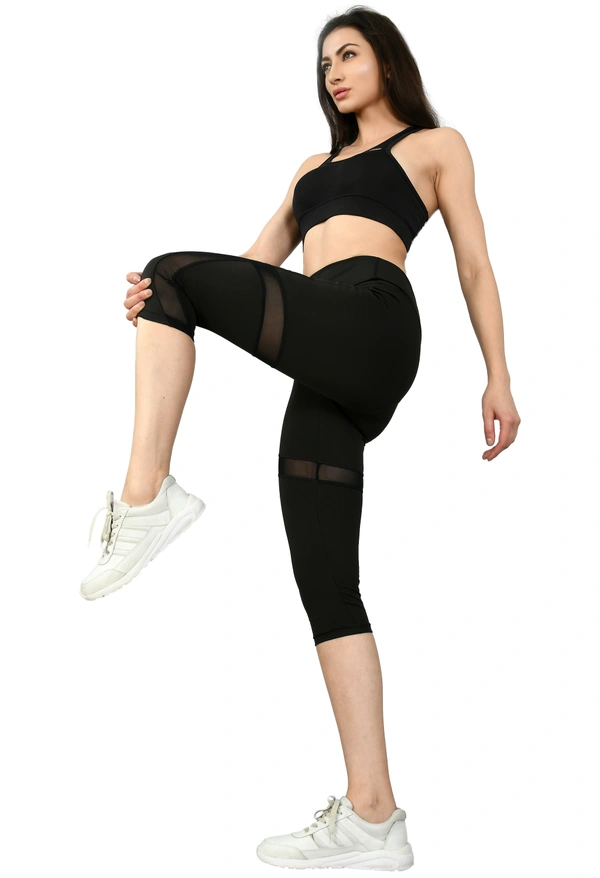 Body Smith Women Solid Black Mesh Capri - XL, Black