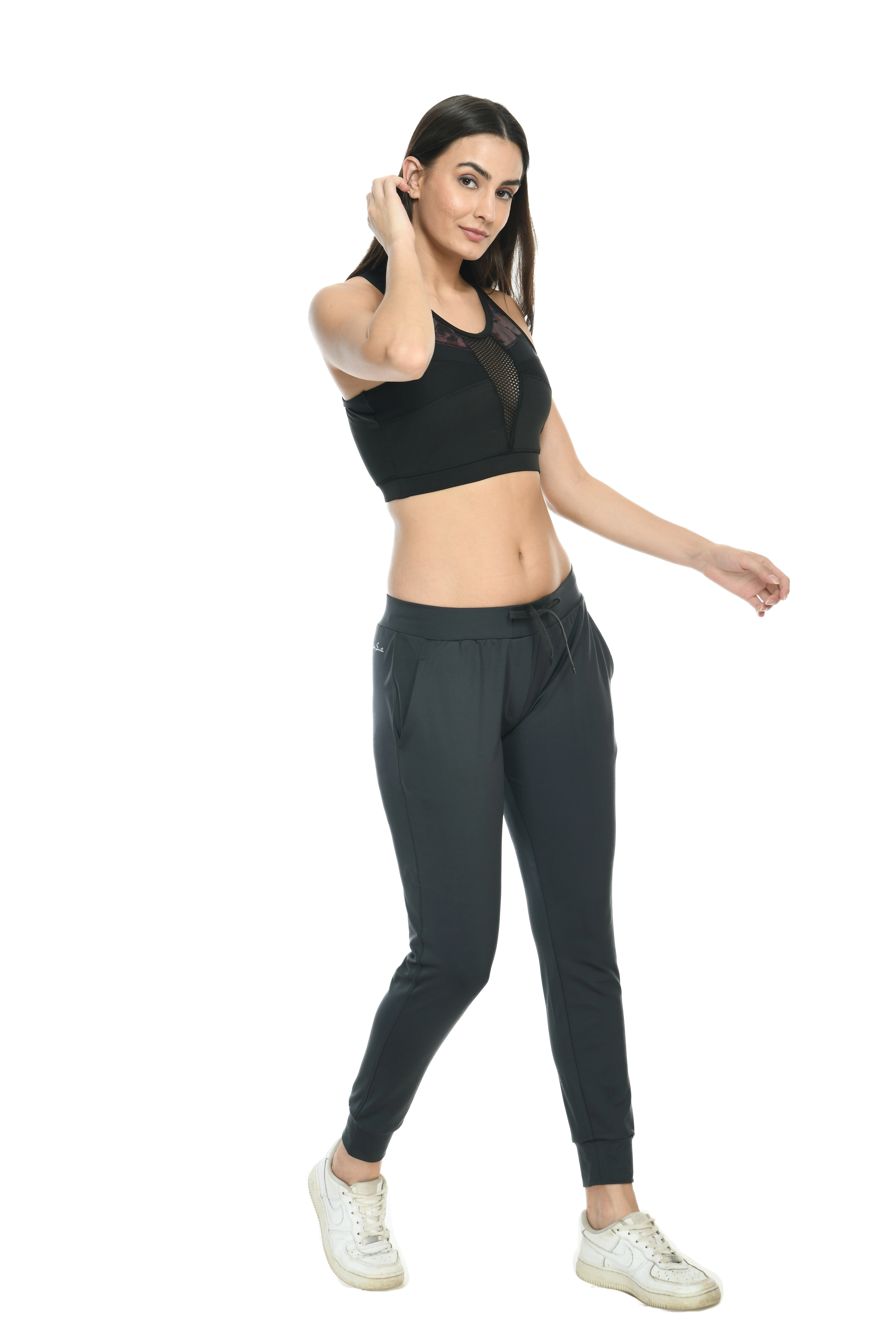 Women Solid Grey Jogger Black Sports Bra Co-ordinates
