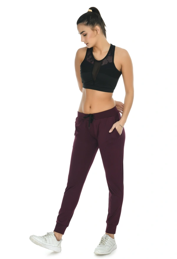 Women Solid Maroon Jogger + Sports Bra Combo - XL, Black