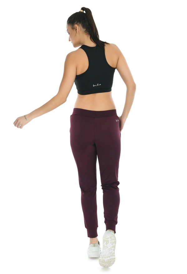 Women Solid Maroon Jogger + Sports Bra Combo - XL, Black
