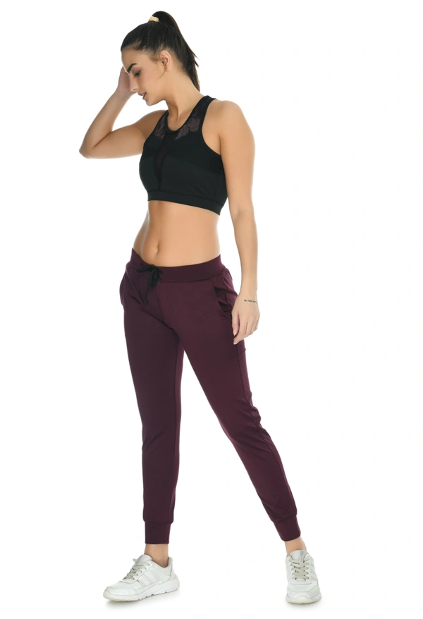 Women Solid Maroon Jogger + Sports Bra Combo - XL, Black
