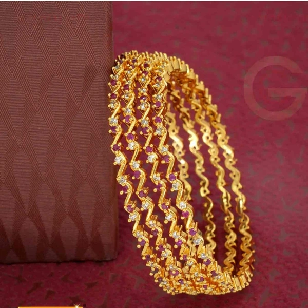 RUBY STONE WHITE AND PINK BANGLE - 2:4.2:6.2:8