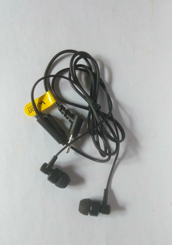 UBON Black UB-901/Champ Junglee Bass Wired Earphone
