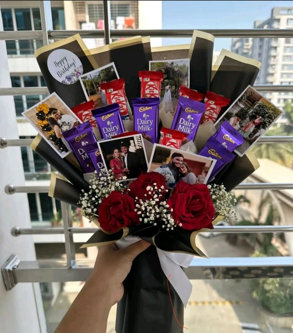 Choco Flower Bouquets With photo's For Gifts | KITKAT & Dairy Milk Edition| Gift For Love | Marriage Partner|Birthday 