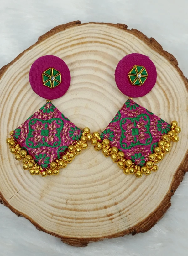 Mohi Earrings 