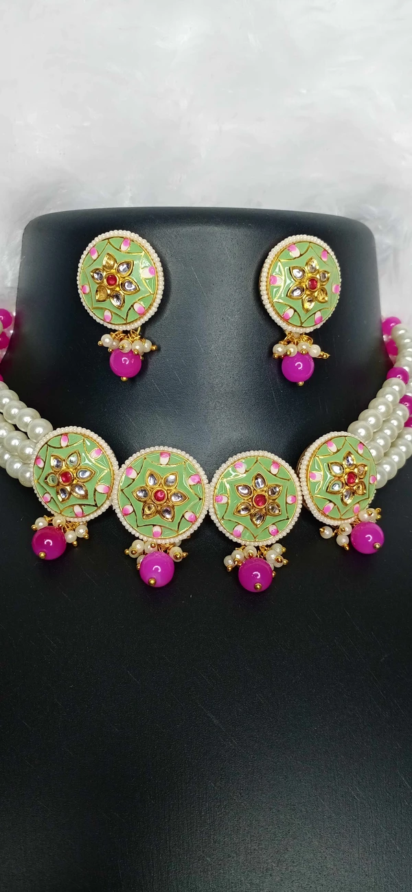 Green Meenakari Pearl Choker 