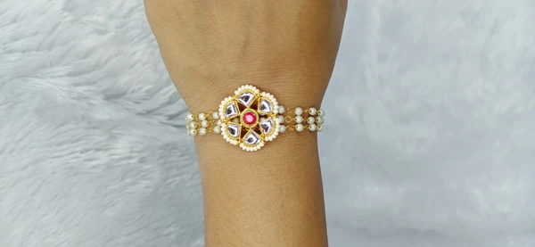 Kundan Flower Bracelet 