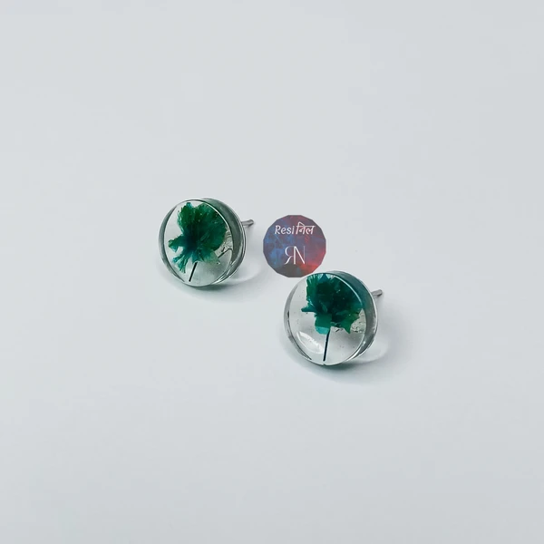 Floral Resin Stud (B)