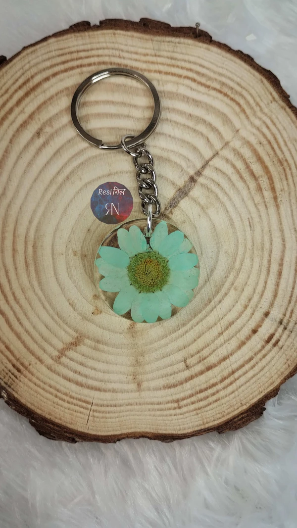 Real Flower Resin Keychain (A)