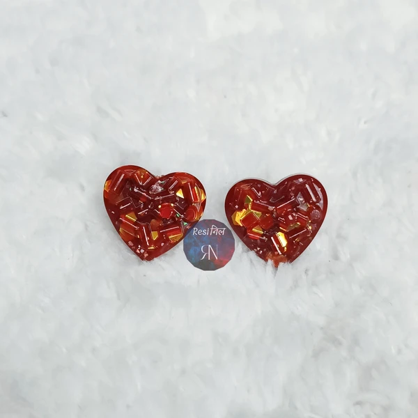 Red Glitter Heart Resin Stud