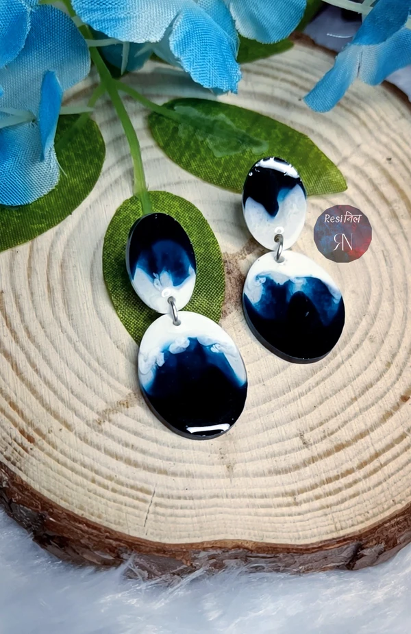 White & Blue Resin Stud Earrings (F) - Navy Blue