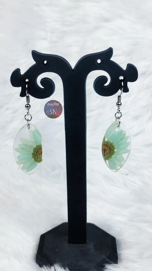 Real Flower Resin Earring