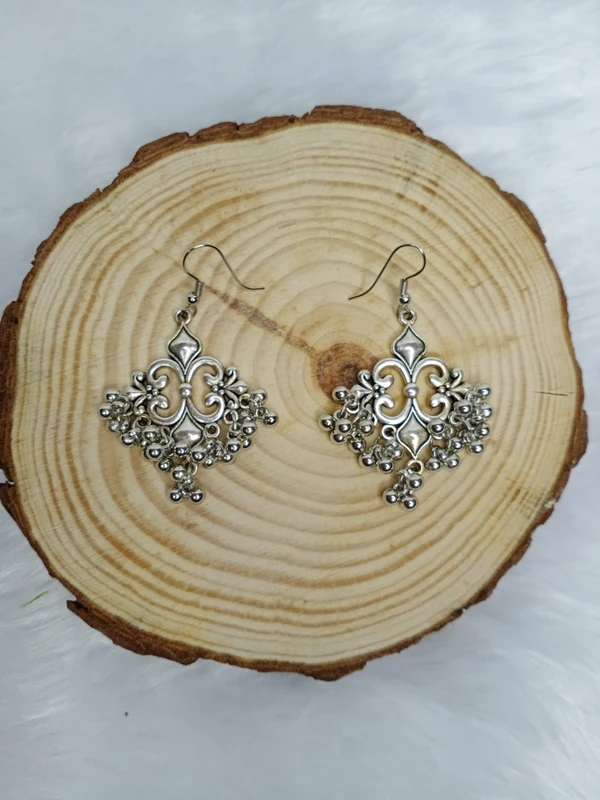 Leaf Ghoogri Earrings 