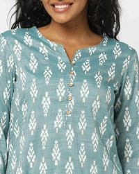 Straight Kurta With Embroidery Designs - M, Gulf Stream