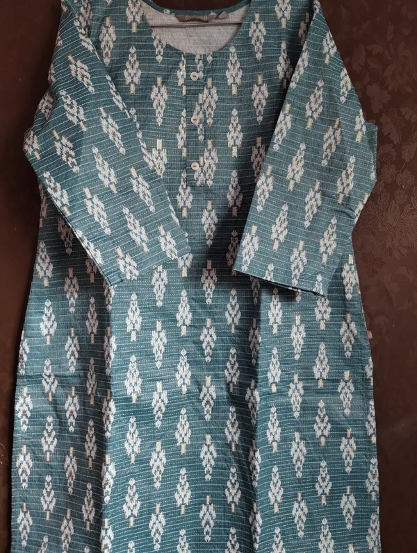 Straight Kurta With Embroidery Designs - M, Gulf Stream