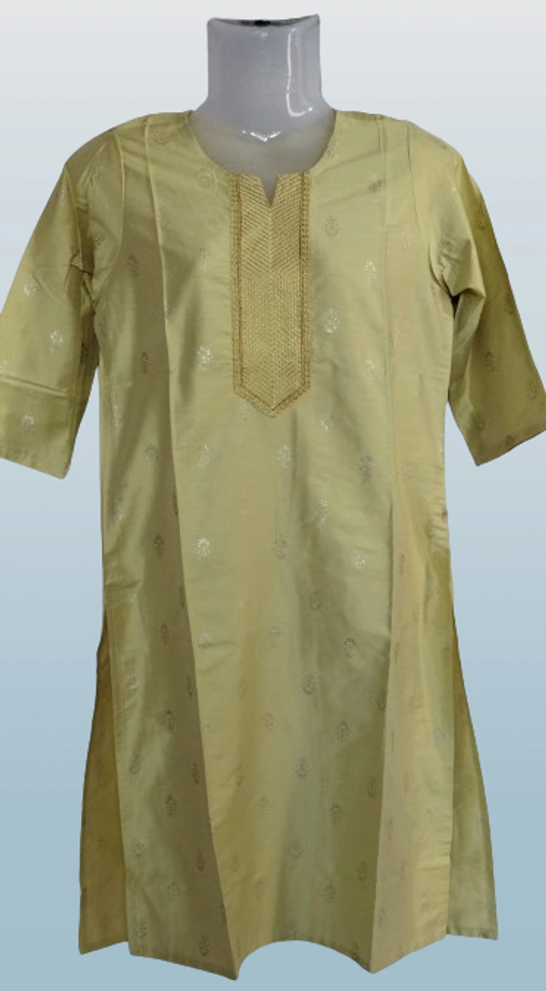 Women's Designer Printed Straight Cut Kurta With Embroidered Yoke - M