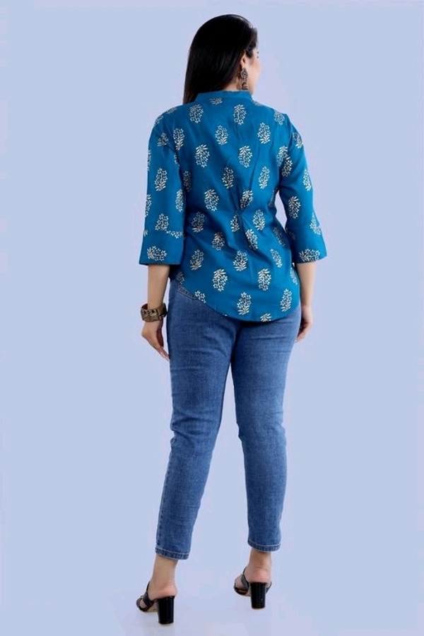 Classic Fashionista Women Tops& Tunics36 - M