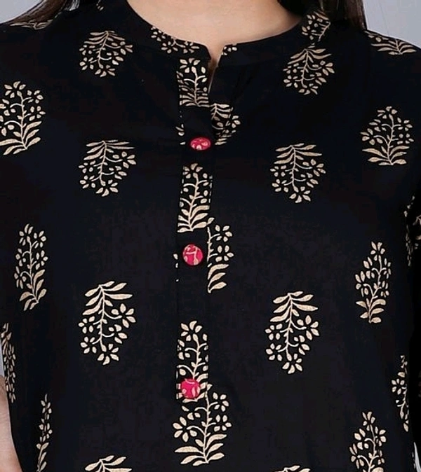 Classic Fashionista Women Tops& Tunics90 - S