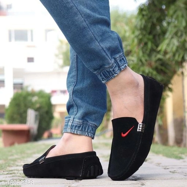( Nike ) Stylish Men's Black Colour Loafers - 7