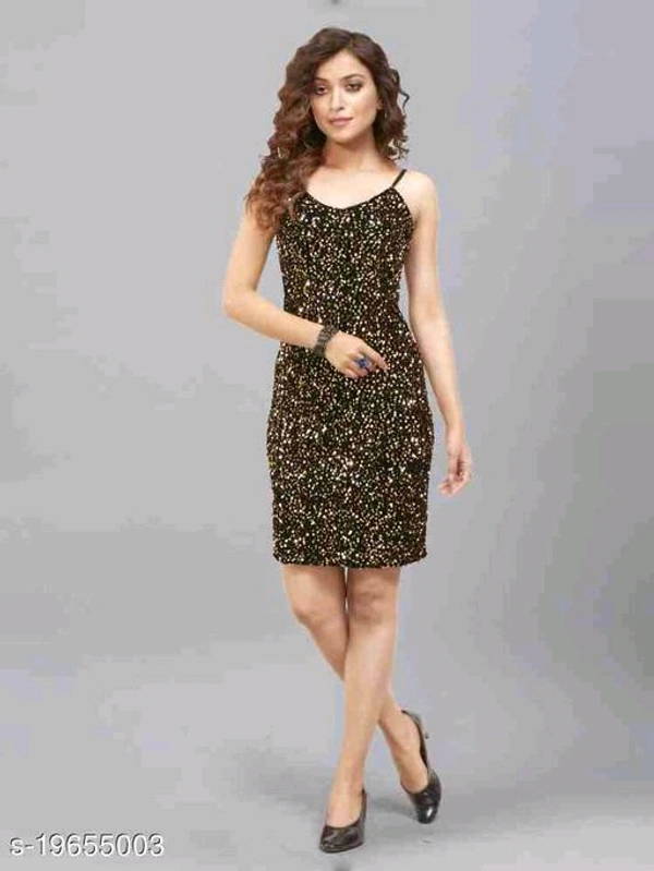 Trendy gracefull women dress - M