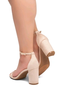 Woman Black Heel Sandals - 6