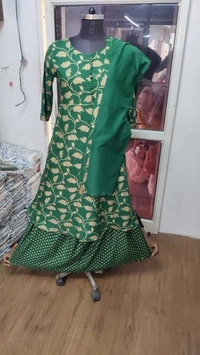 WOMAN PRINTED KURTI SKIRT WITH DUPATTA - L