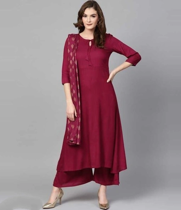 Women Rayon A-line Printed Long Kurti With Palazzos - M