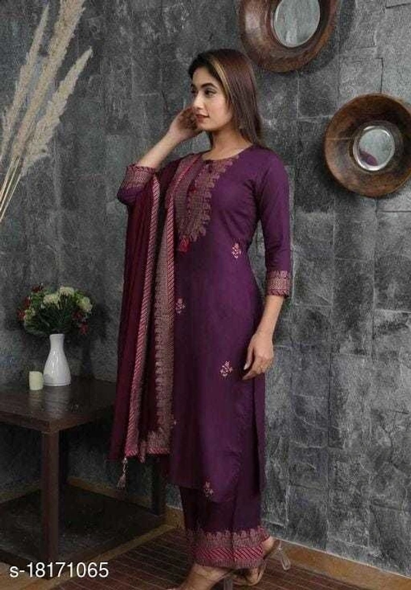 Women Rayon Straight Printed Long Kurti With Palazzos - XL