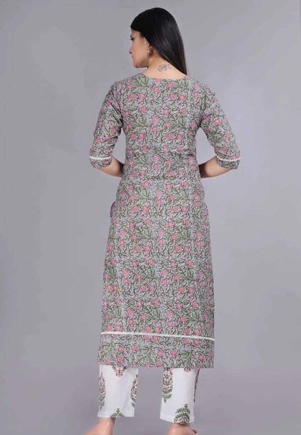 Womens Designer Kurta Sets2 - XL