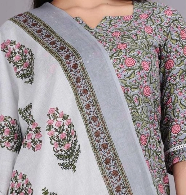 Womens Designer Kurta Sets2 - XL