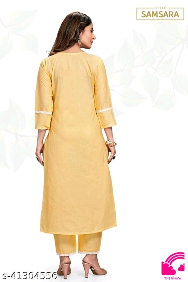 Myra Refined Women Kurta Sets - M