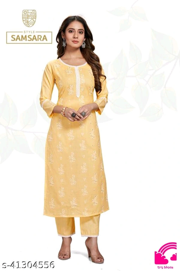 Myra Refined Women Kurta Sets - M