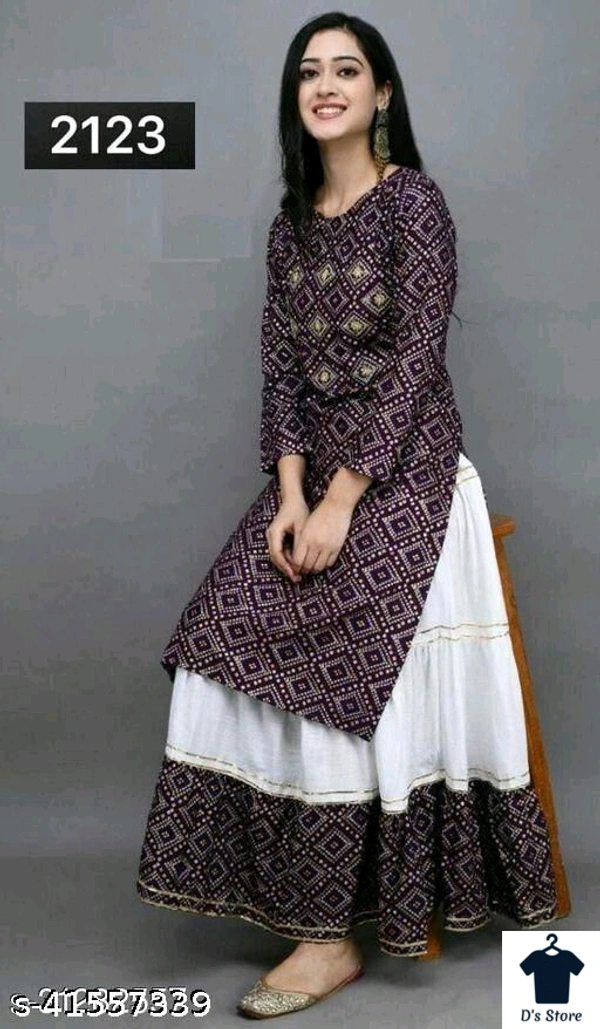 Adrika Petite Women Kurta Sets - L