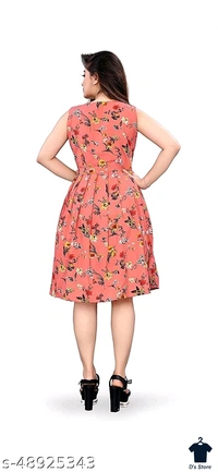 Pretty Feminine Women Dress - M