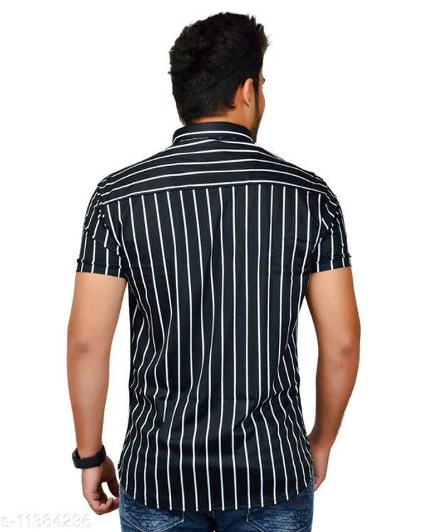 Men's Black White Shirt - S