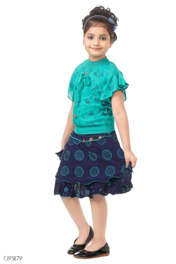 Kids printed Top Skirts Sets  - 5-6 years 