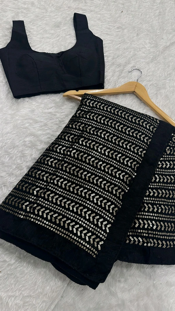 Gorgeous Black Sequence Saree With Blouse Piece