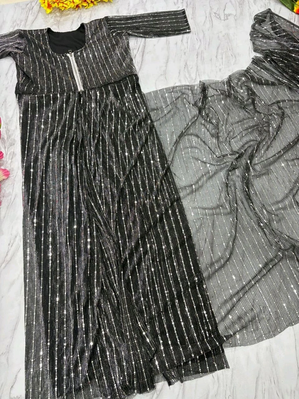 Sequins Work Zip Nd Go Saree Gown - L